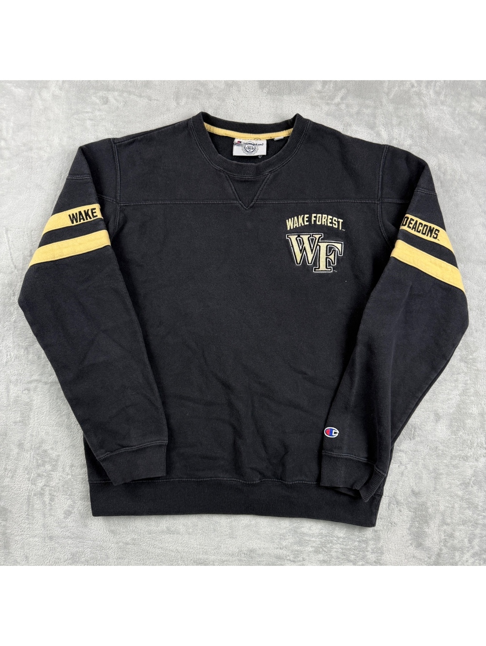 Champion Wake Forest Demon Deacons Men’s M Black Crewneck Sweatshirt NCAA Y2K